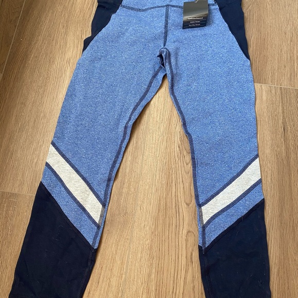 NWT gap leggings - Picture 8 of 10